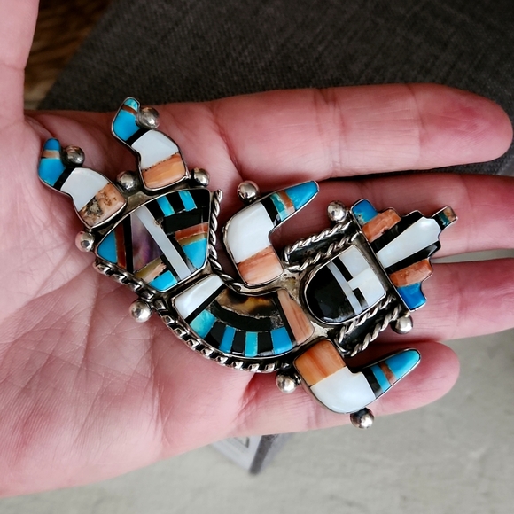 **π΄ON HOLD!π΄** Large Vintage Native American Zuni Inlay Rainbow Man Pin π - Picture 9 of 9